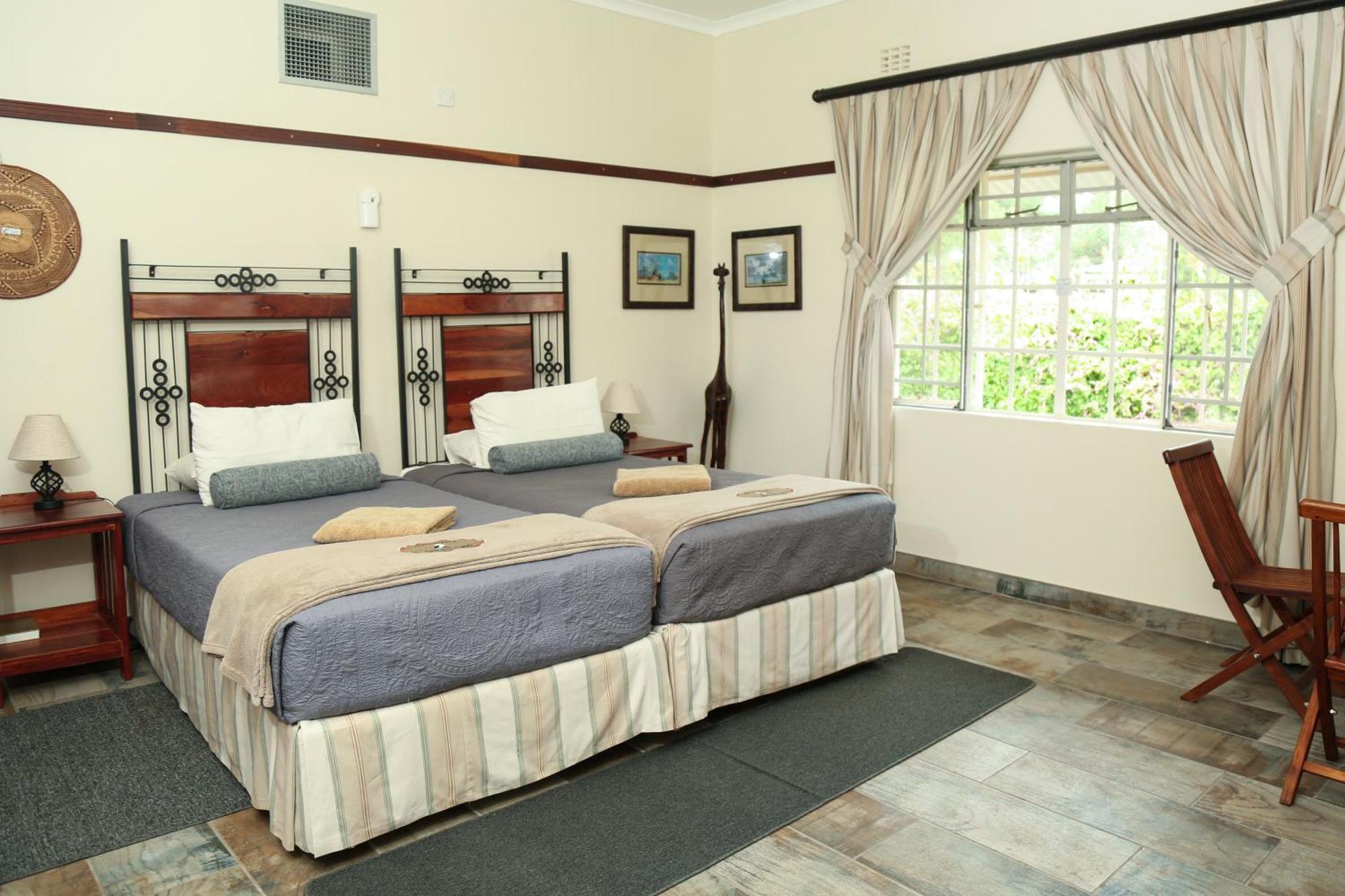 Woodlands Stop Over And Lodge Francistown Exteriör bild